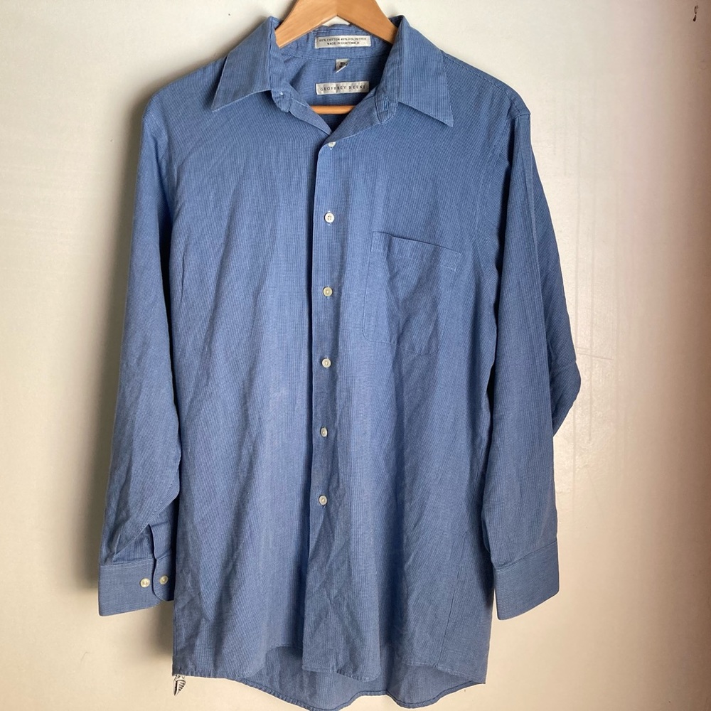 GEOFFREY BEENE BUTTON DRESS SHIRT